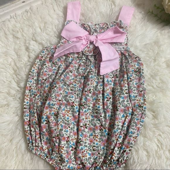 Babeeni floral bubble smocked romper - Picture 2 of 7